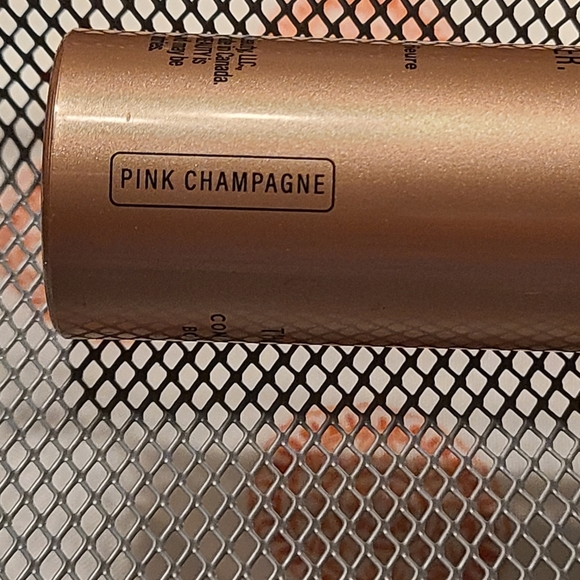 COPY - JLO Beauty That Star Filter Complexion Booster in Pink Champagne 1 oz/… - Picture 5 of 7